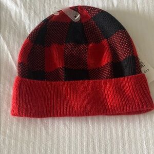 Red and Black Buffalo Plaid Knit Hat NEW